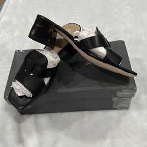 Ann Taylor leather strap block heel sandal- missy size 9